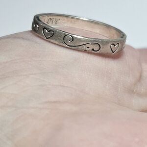 LA Sterling Silver Heart Swirl Pattern Love Ring Size 7.5